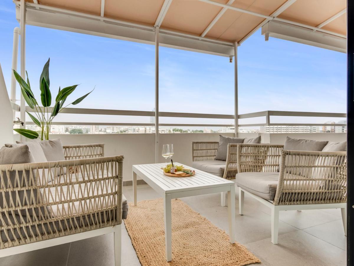 Sanders Coral Court Penthouse - Cute 3-Bedroom Apartment With Balcony Lemesós Eksteriør bilde