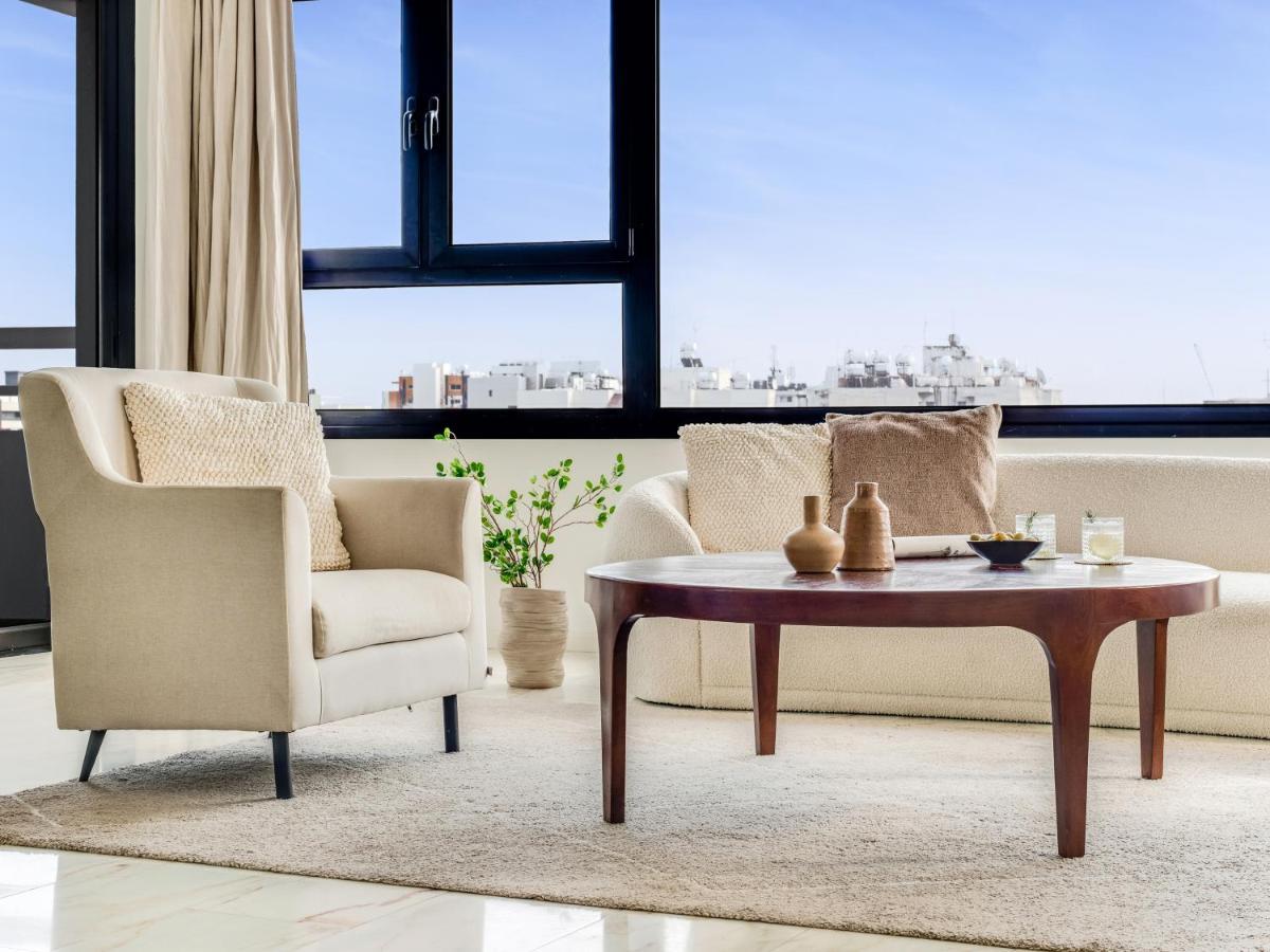Sanders Coral Court Penthouse - Cute 3-Bedroom Apartment With Balcony Lemesós Eksteriør bilde